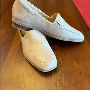 NWT Clarks Sarafyna Freva  Praline Leather Loafers  6 1/2M
